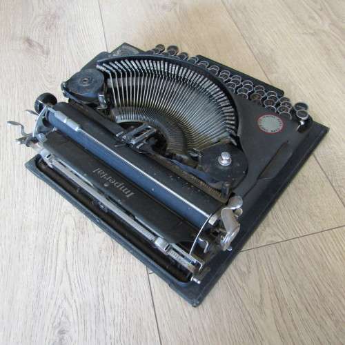 Imperial ` The Good Company ` typewriter with Cape Times markings