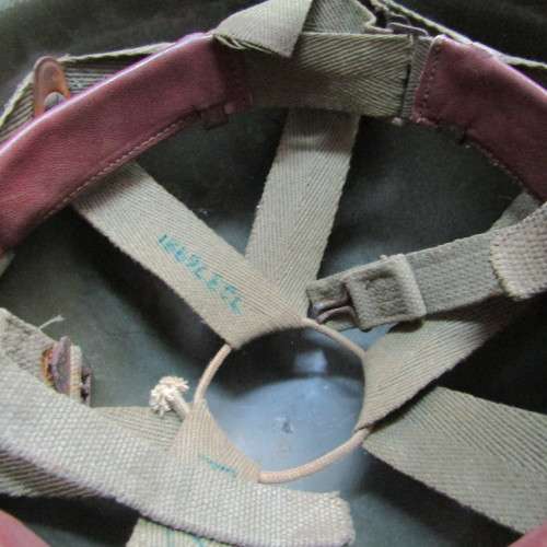 SADF Staaldak helmet with inner