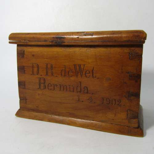Boer War POW trench art wooden box - marked D.R. de Wet, Bermuda, 1-4-1902
