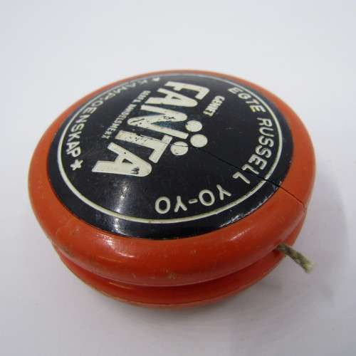 Vintage Fanta Championship Russel Yo-Yo - cracked on Afrikaans side