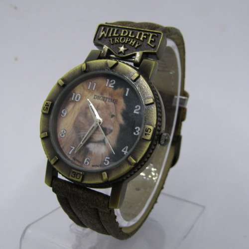 Digitime Wildlife Trophy Quartz mens watch - working