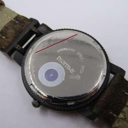 Digitime Wildlife Trophy Quartz mens watch - working