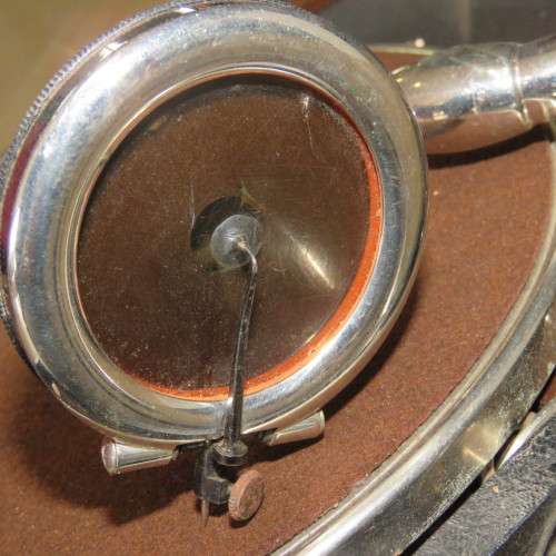 Vintage His Masters Voice Portable Gramophone - Case is well used - Gramophone is working