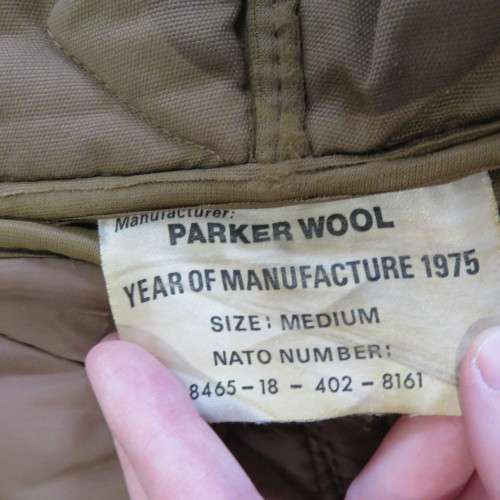 1974 SADF Parker wool sleeping bag - Size medium - Pouch bag torn - Zip is still working