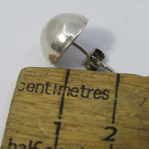 Pair of Sterling Silver earrings - weighs 2,1g