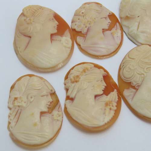 Lot of 7 Cameos for jewellery - Damaged