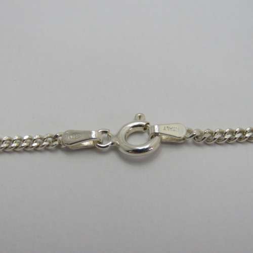 Sterling silver heart pendant and necklace with clear stones - Weighs 22,7 g - Length 49 cm