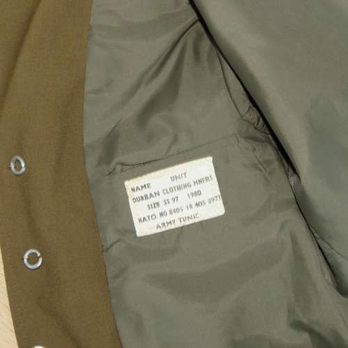 SADF Stepouts tunic - Wrong button on shoulders - Sizes in description below