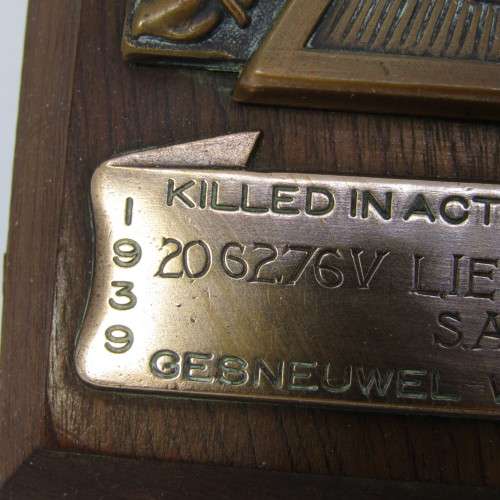 WW2 Death plaque to 206276V Lieutenant Francis Bullard, SA Air Force 15 Squadron