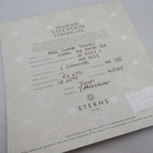 9kt Gold forever Solitaire diamond ring with 0,25 ct diamond with certificate - Color K/L