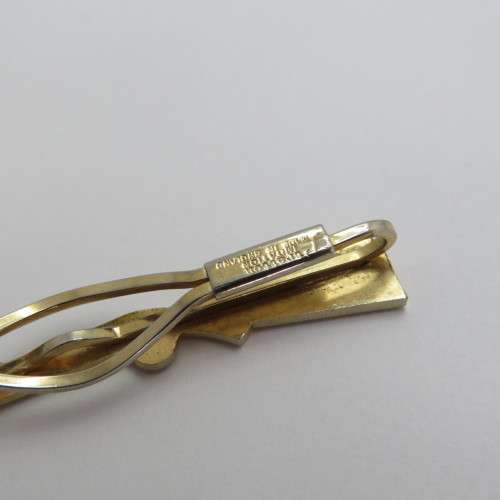 Vintage Stratton rifle tie clip