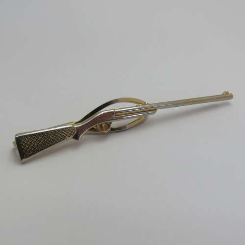 Vintage Stratton rifle tie clip