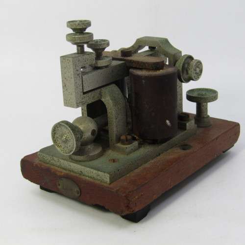 Vintage Morse code transmitter key
