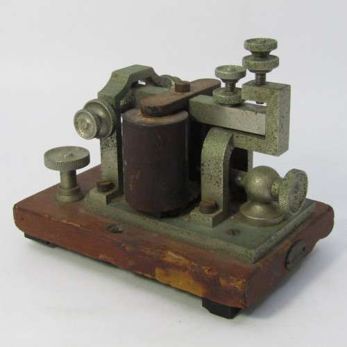 Vintage Morse code transmitter key