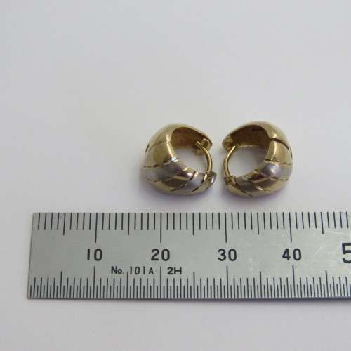 Beautiful 9kt gold earrings - Weighs 1,8 g