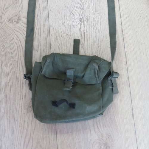 British 1958 Pattern kidney pouch and yoke converted to patrol bag - Bag size 24 x 27 cm