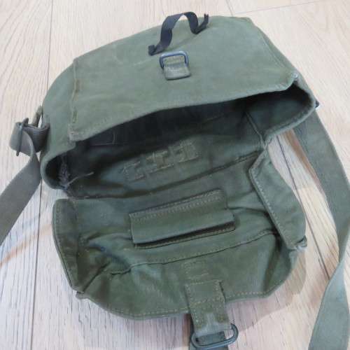 British 1958 Pattern kidney pouch and yoke converted to patrol bag - Bag size 24 x 27 cm