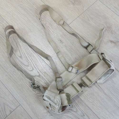 WW2 SA UDF Pattern 37 webbing - Belt, ammo pouches and shoulder straps - Belt length 81 cm