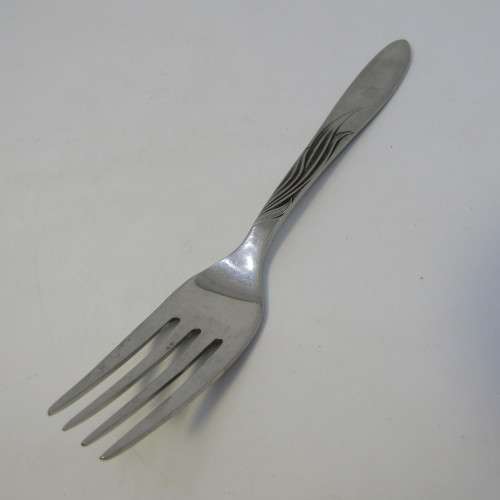 8 Setting Gero Zilmeta cutlery set with many extras