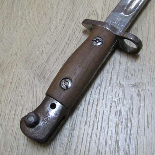 Chapman 1907 Pattern 303 bayonet - 1923 SA Police issue - chromed with sheath - rare maker