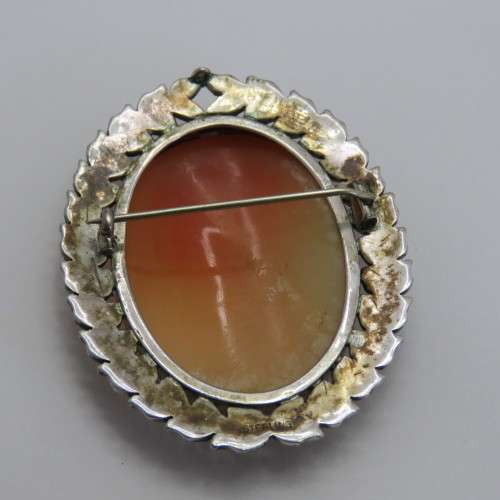 Beautiful sterling silver marcasite cameo brooch - Weighs 17,1 grams