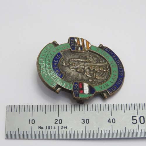 1838-1938 Voortrekker eeufeesaandenking enameled pin badge