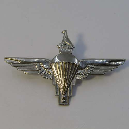 Zimbabwe parachute regiment wings badge