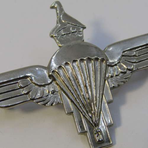 Zimbabwe parachute regiment wings badge