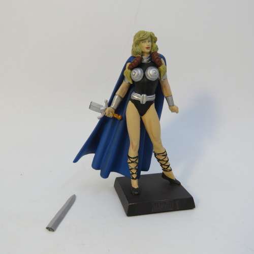 Marvel Super Hero collection #93 Valkyrie figurine with magazine - Sword broken