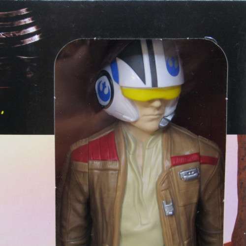 Hasbro Star Wars Speeder bike and Poe Dameron figurine - 12inch - in box