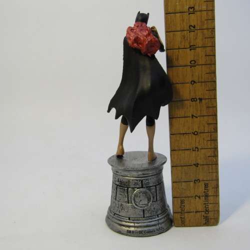 DC Comics Chess Batgirl figurine