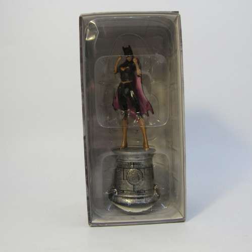 DC Comics Chess Batgirl figurine