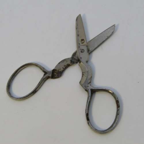 Small vintage cigar scissors