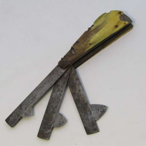 Original 19th Century Fleam bleeder - blood letting knife William Nicholson  blades inscribed AJC Bo