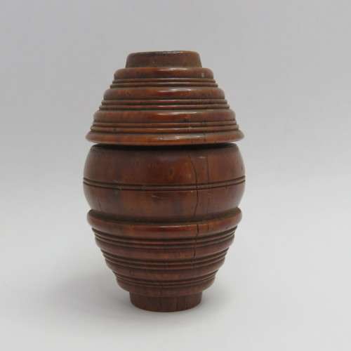 Antique Bakelite match box - Cracked - Rough sides for striking