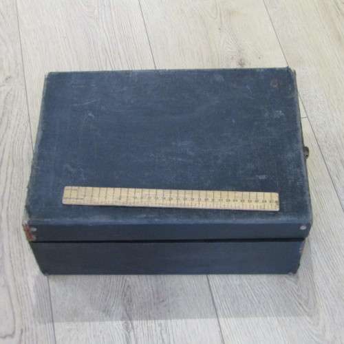 Vintage His Masters Voice portable gramophone - working - handle leather missing