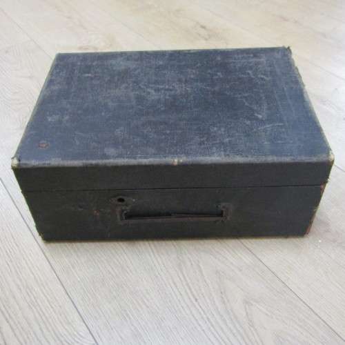 Vintage His Masters Voice portable gramophone - working - handle leather missing