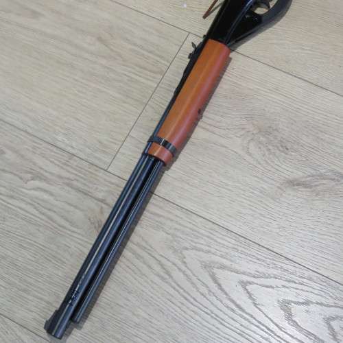 Daisy Red Ryder Carbine 650 shot BB rifle in box