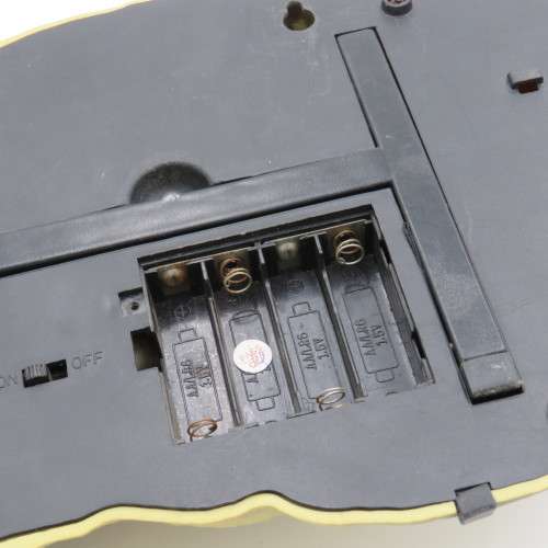 Travis the singing trout novelty fish - Battery cover missing - Working