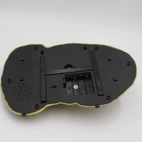 Travis the singing trout novelty fish - Battery cover missing - Working