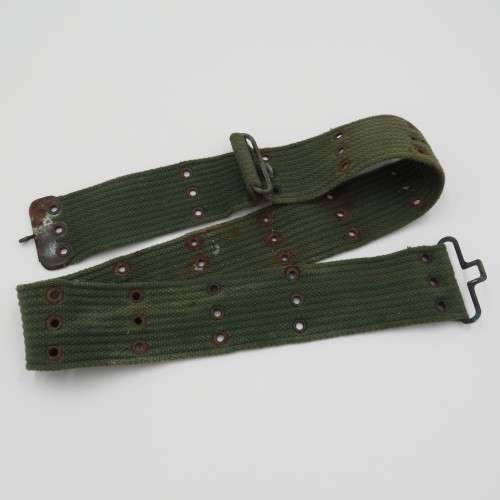Green US Army webbing belt - Length 101 cm