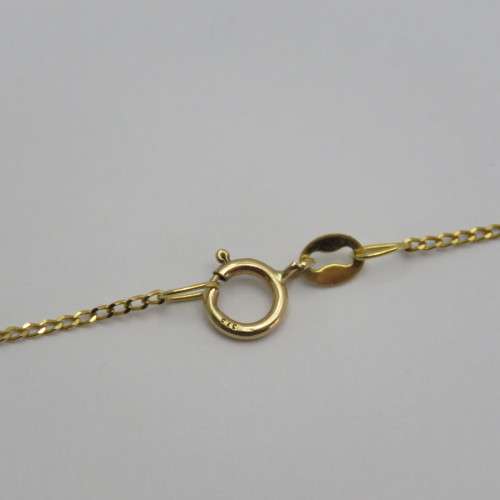 Very fine 9kt gold chain with pendant - Weight 1,8 g - Length 51 cm