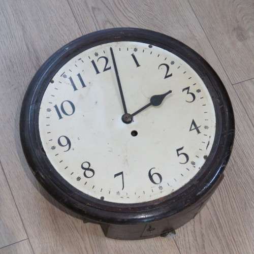 Antique Station clock for spares - Not working - Clock 38 x 38 cm - Face 30,5 x 30,5 cm