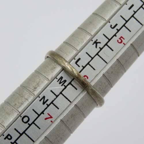 Vintage sterling silver signet ring with gold topping - Weighs 1,8 grams - Size L 1/2