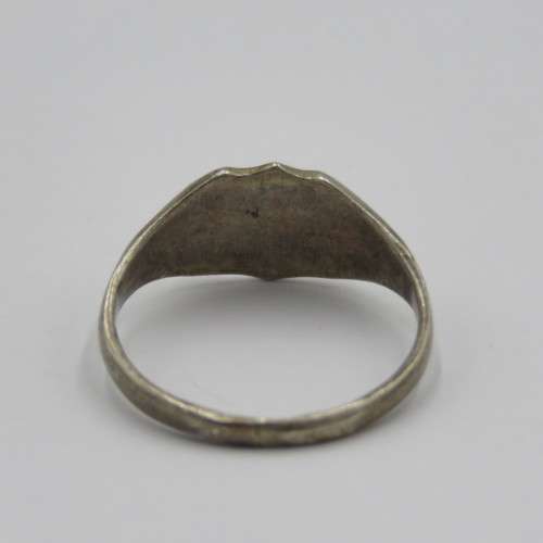 Vintage sterling silver signet ring with gold topping - Weighs 1,8 grams - Size L 1/2