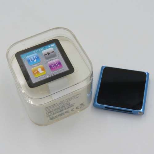 Apple iPod Nano 16GB 6th Generation - Model A1366 - Not tested - No cable - Earphones inside