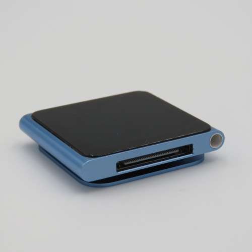 Apple iPod Nano 16GB 6th Generation - Model A1366 - Not tested - No cable - Earphones inside