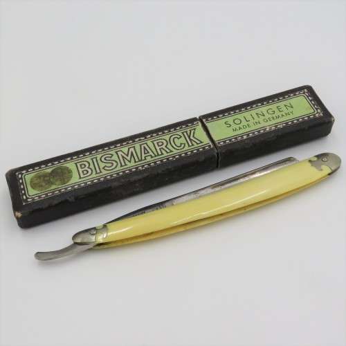 Vintage Bismarck Solingen Barber`s Special cut throat razor - Excellent condition