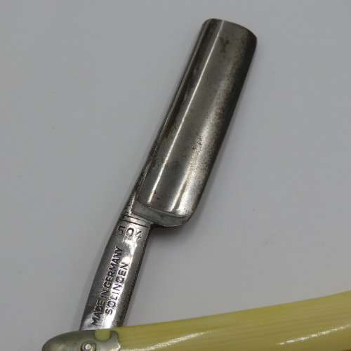 Vintage Bismarck Solingen Barber`s Special cut throat razor - Excellent condition