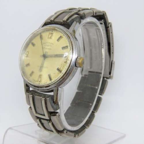 Vintage Rotary Avenger manual wind mens watch - Working